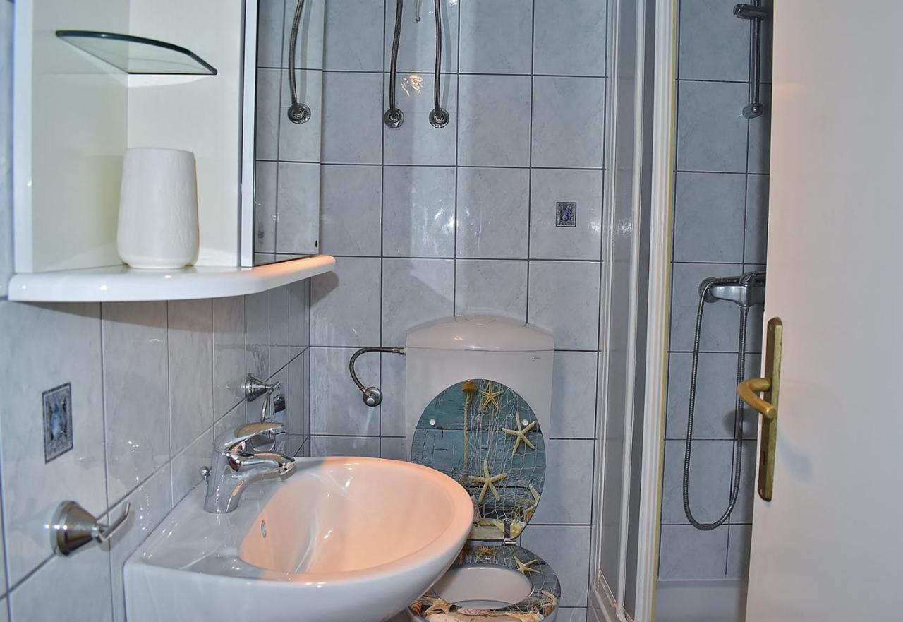 Apartment Palace Rab Town Kültér fotó
